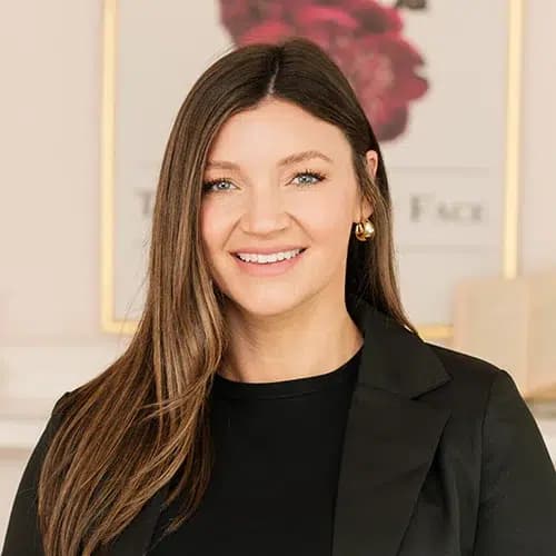 portrait of rachel uline at the artistry of face